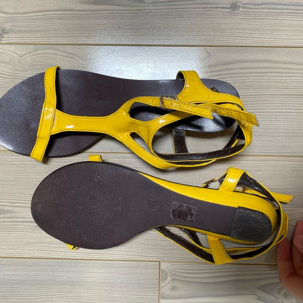 Michael Antonio Patent Mini Wedge Sandals 7.5 - Picture 4 of 5